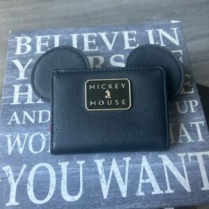 NEW! Mickey Mouse Black Card Holder